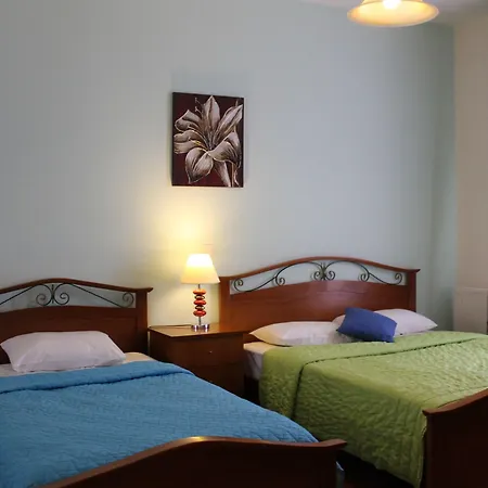 St Elena Boutique Готель Ларнака