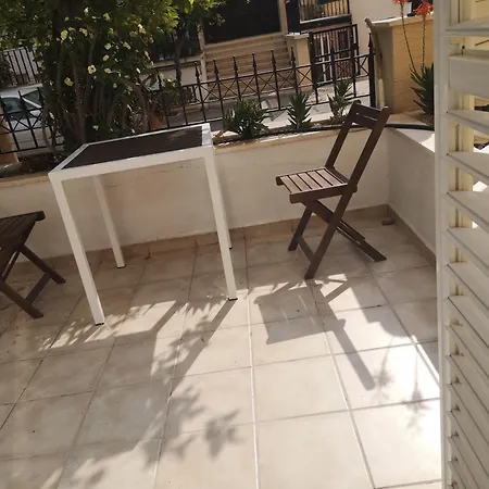 St Elena Boutique Готель Ларнака