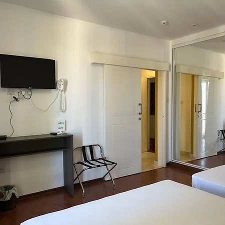 Hotell St Elena Boutique Larnaca
