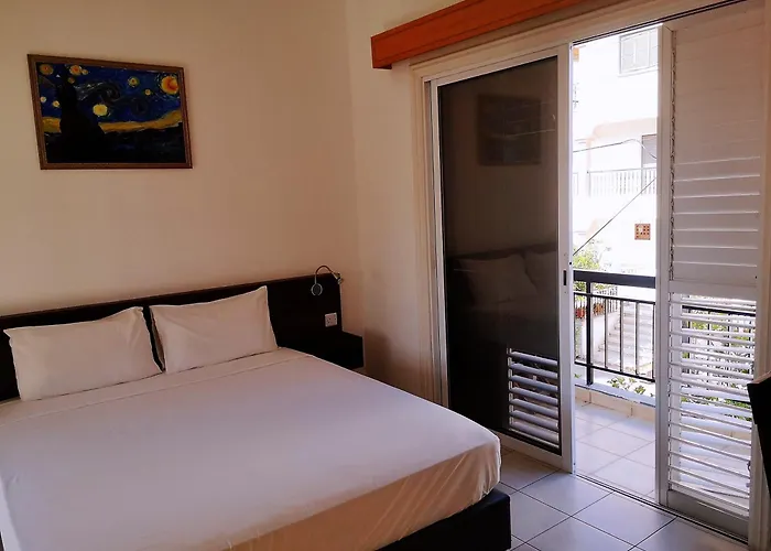 Hotell St Elena Boutique 3*